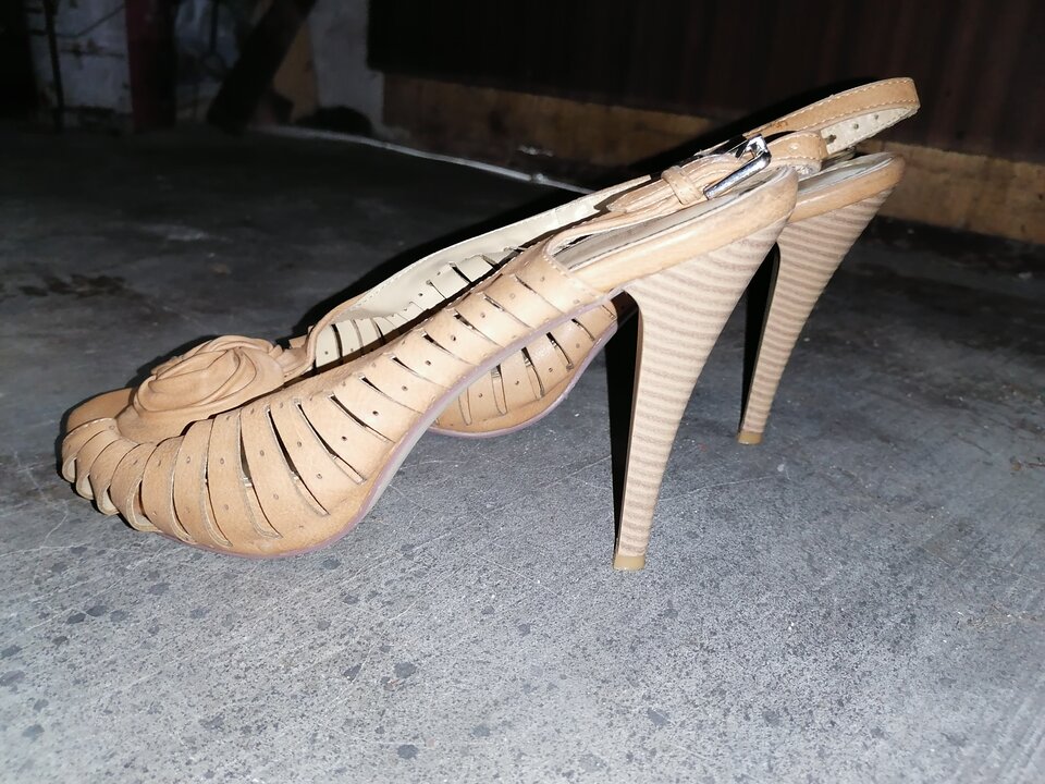 To są buciki dla mojej kolezanki TRANSKI .. - WiesiaTv