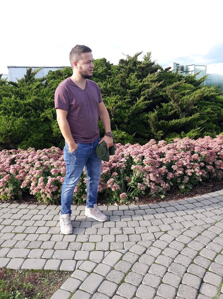 8CEFDDC1-74C8-4FFA-9497-855880E93370.jpeg - szalony112233