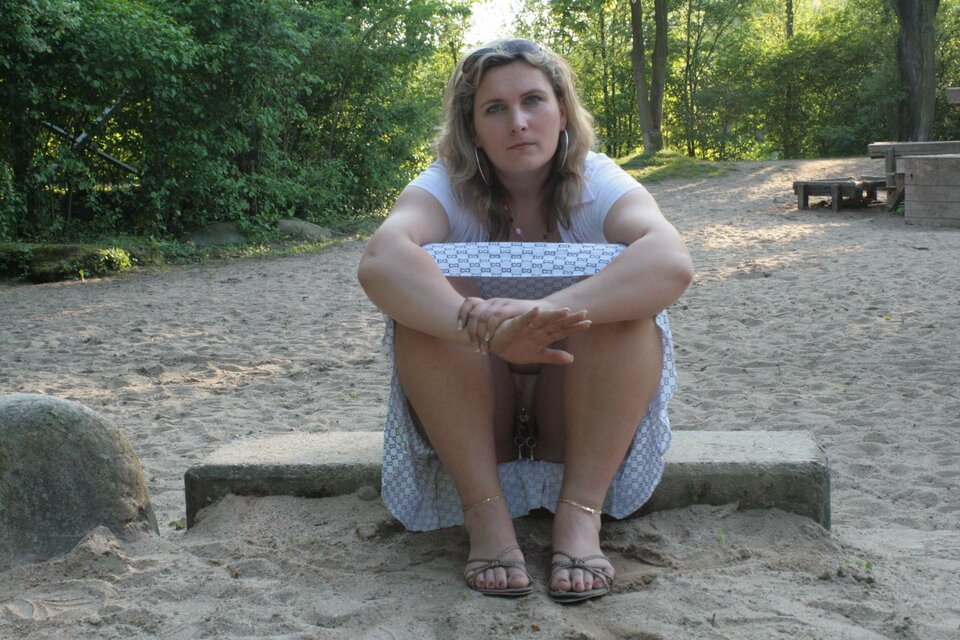 image00007.jpg - nakedgirl