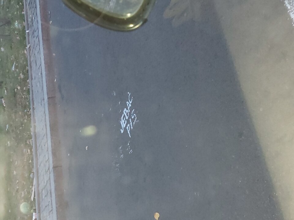 Pod siedziba PiS. Warszawa - emelki1975