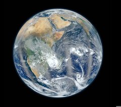 Earth-wallpaper-10459429.jpg