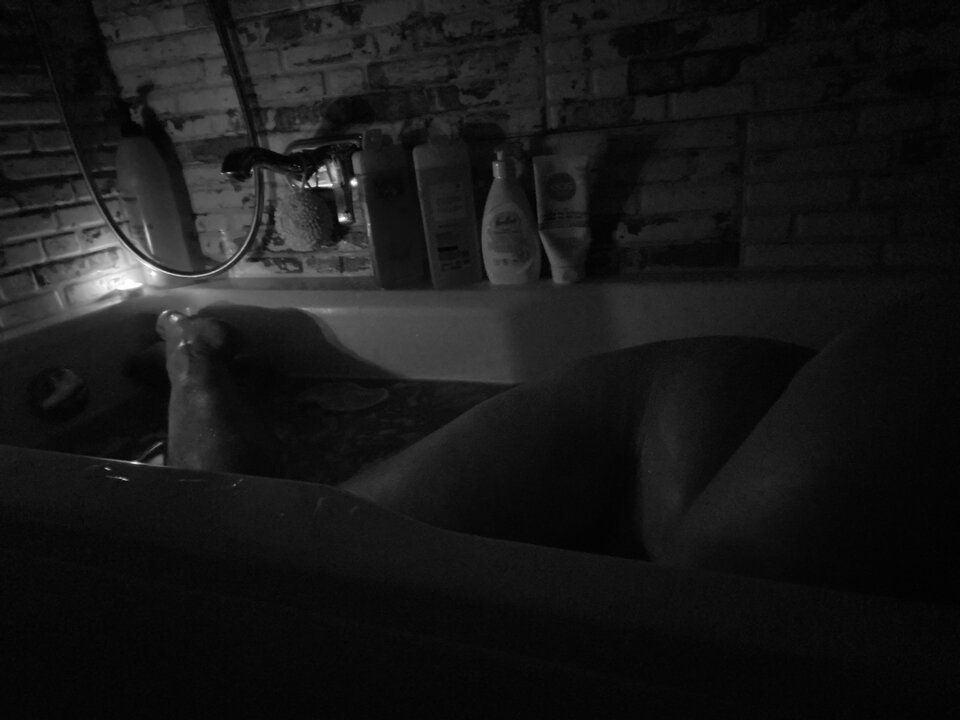 Ja mam węża w wannie a Ty co masz w swojej ? 😂🤷‍♀️ - nimimi