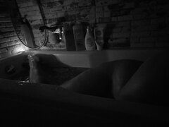 Ja mam węża w wannie a Ty co masz w swojej ? 😂🤷‍♀️