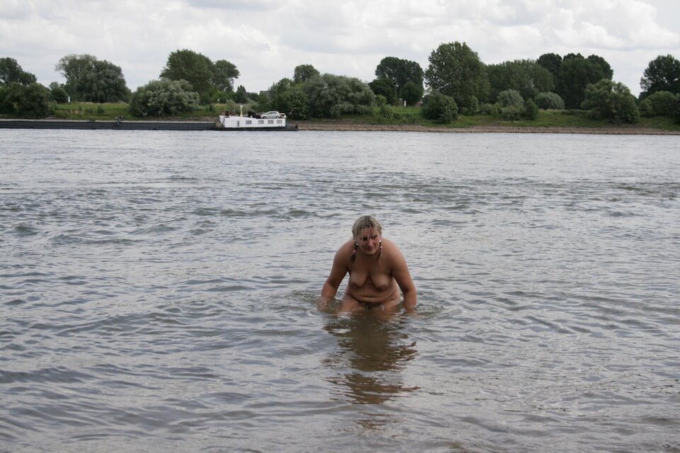 image00013.jpg - nakedgirl