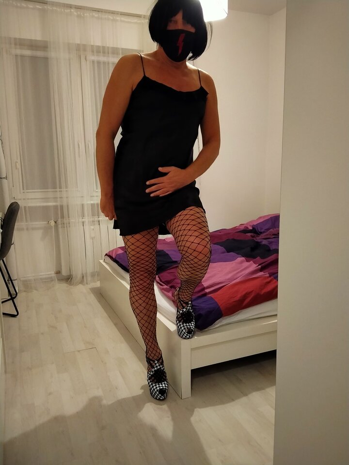 2020-11-12 21.53.59.jpg - MartinkaCross