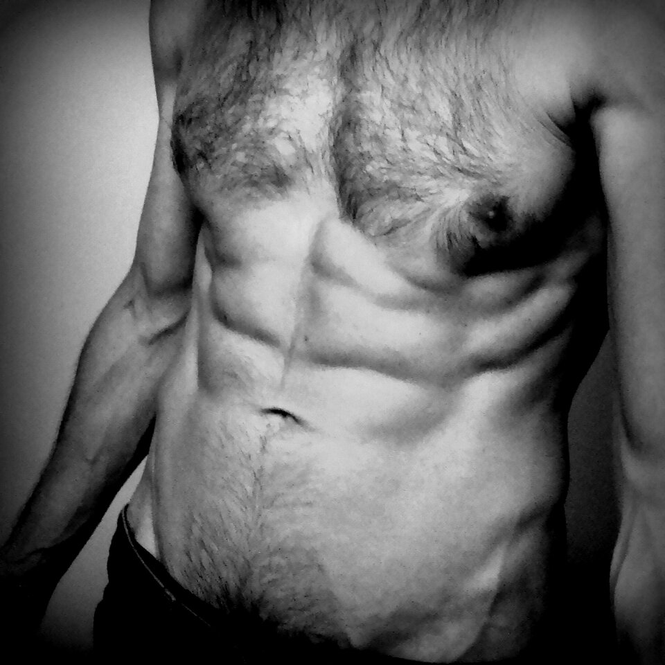 yoga_abs.jpg - peter_black