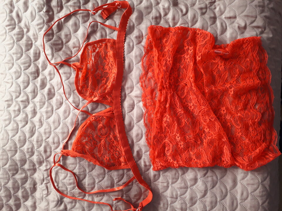 Przeswitujace stanik ;) - Ogieripani