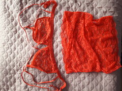 Przeswitujace stanik ;)