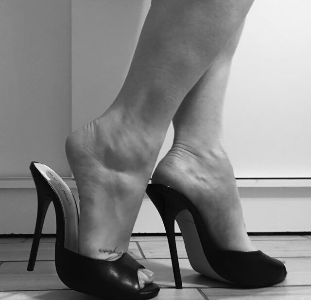 8C2DD5B5-E3E7-4075-BE72-CEA6EE629DA9.jpeg - LadyLagherta