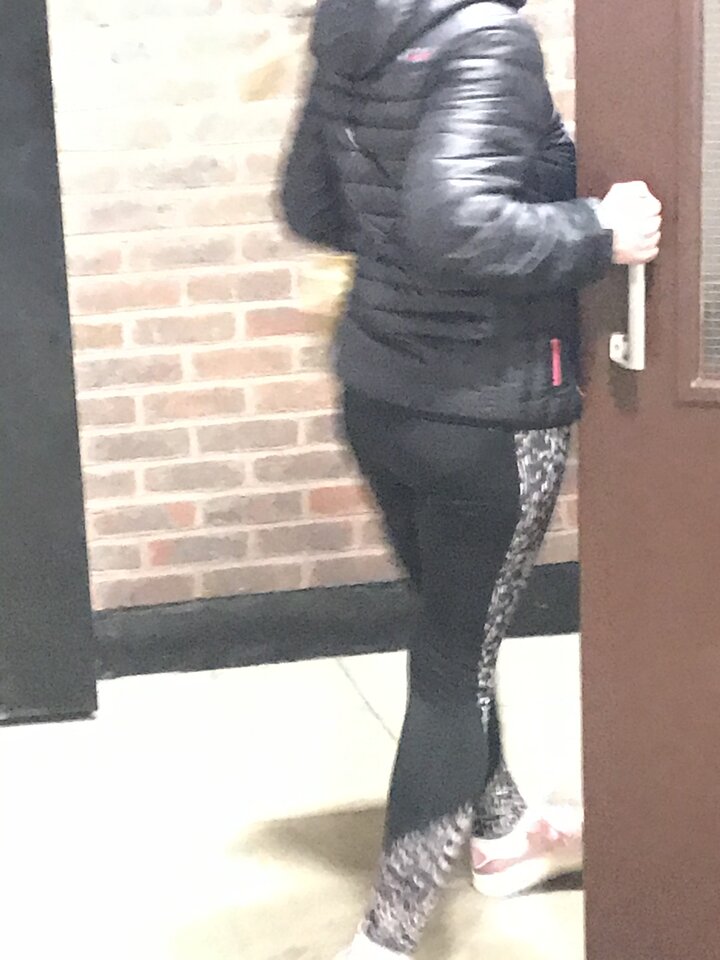 92F89E3A-6B5C-41FF-B7FE-36C5F46C8DF8.jpeg - PARA_40_FEMDOM