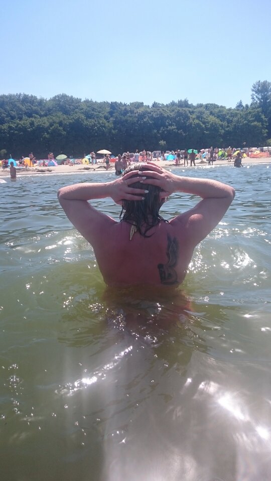 D48AE7F8-7EBE-46E2-A910-ADCC812144C1.jpeg - PARA_40_FEMDOM