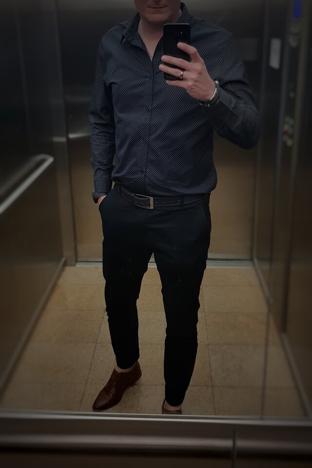 Elevator... - LuxCouple