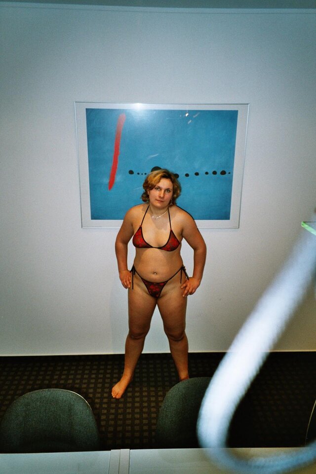 image00020.jpg - nakedgirl