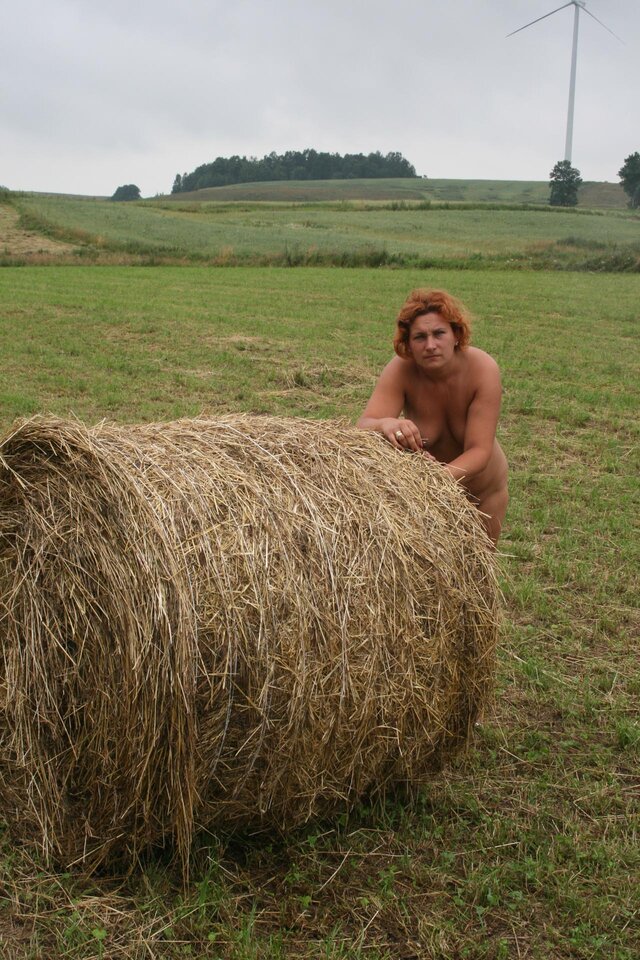 IMG_0155.jpg - nakedgirl