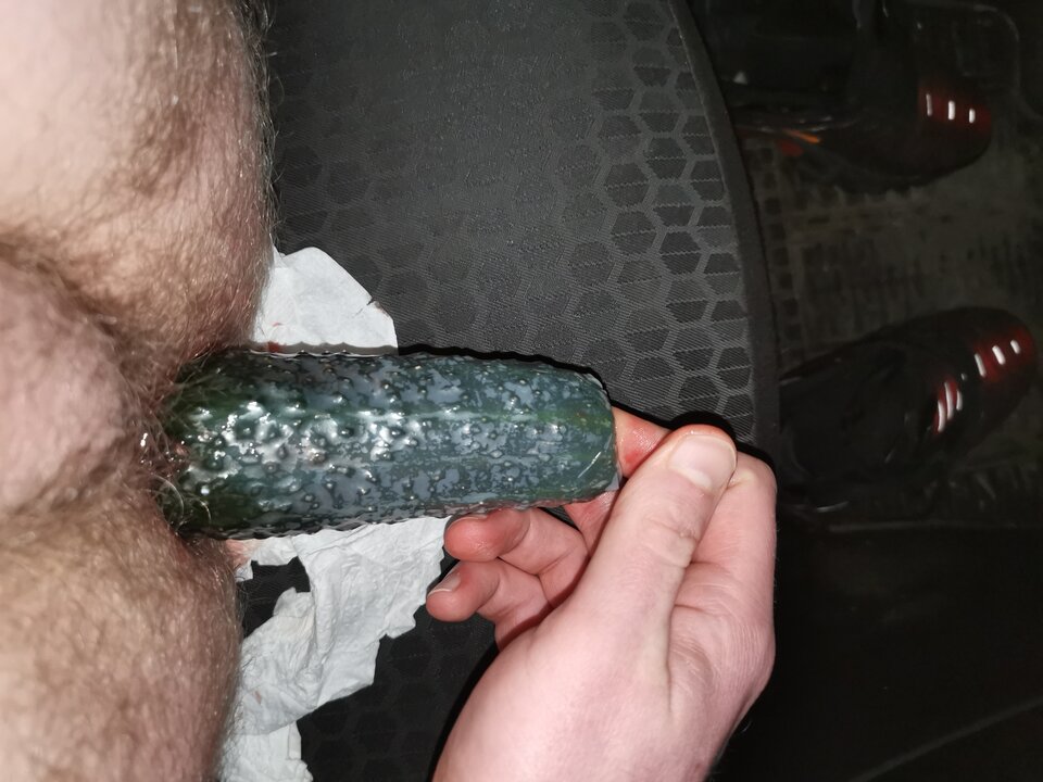 Zielony ma garniturek🥒 - blondynwro