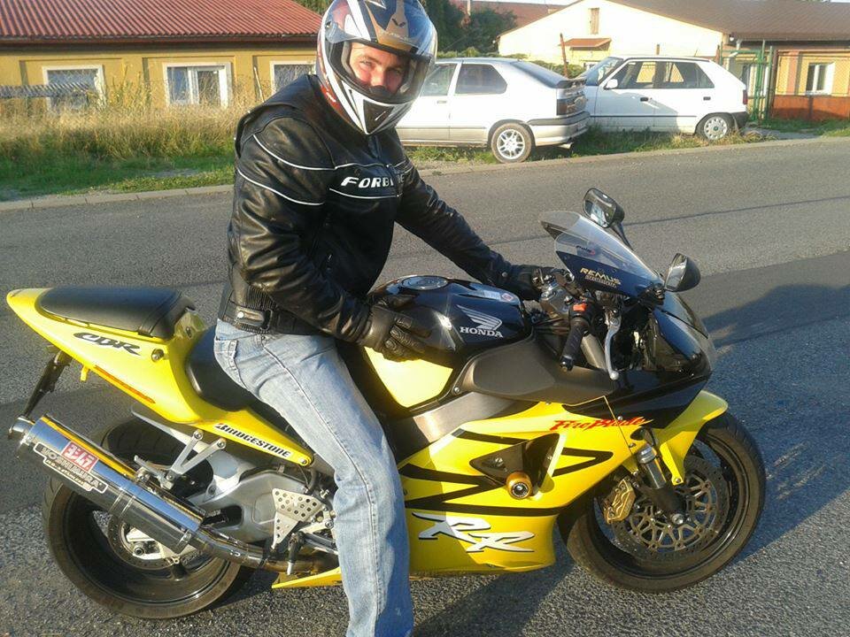 !!!!!!!!!!!!!!!!!!!!moto kuba.jpg - Moto16