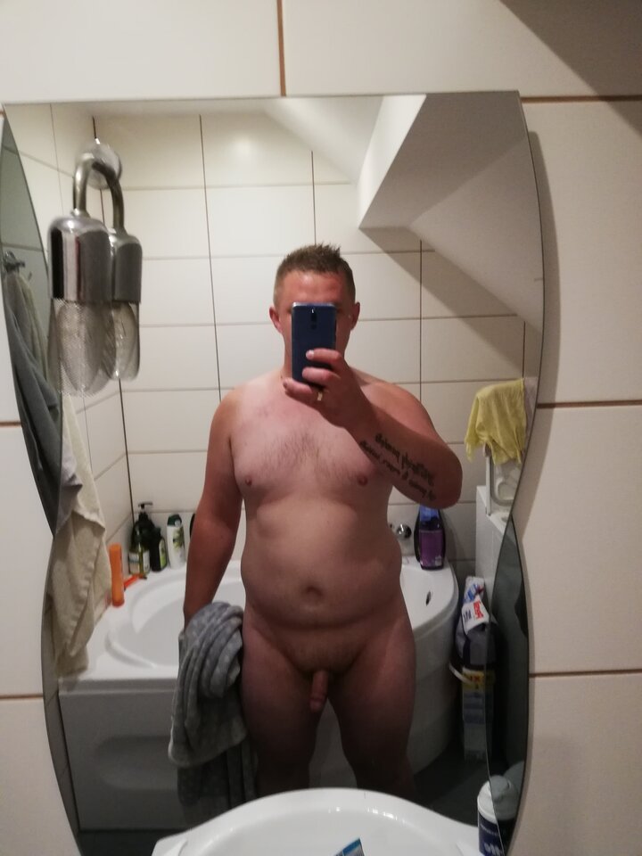 Żonka się podzielę ale to jest tylko dla niej :) - BullCreampieSurprise