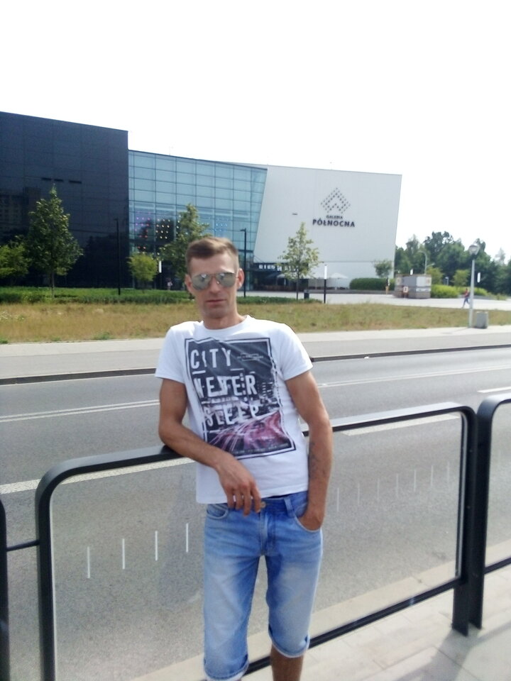 IMG_20190616_094448_BURST001_COVER.jpg - przystojnytadek