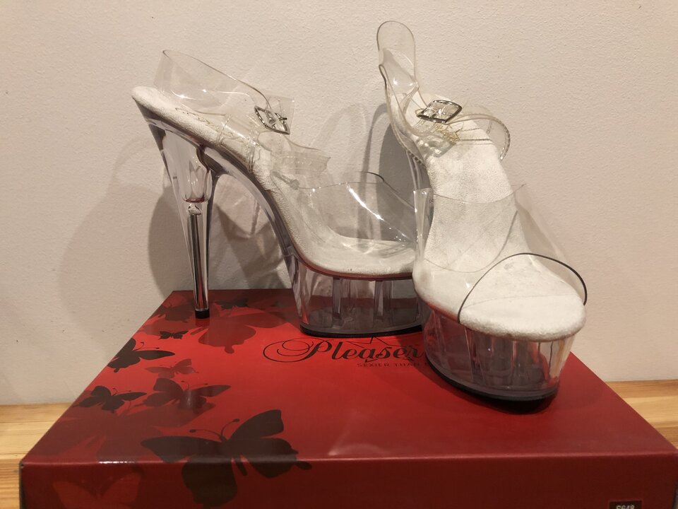 attach.jpg - Cuntlover