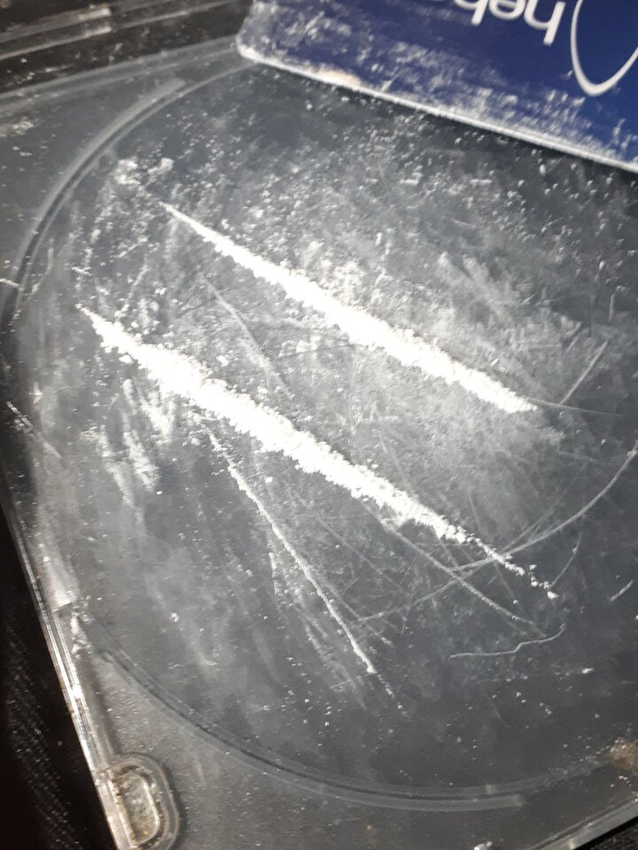 kto preferuje smaczny koksik - MBKM12