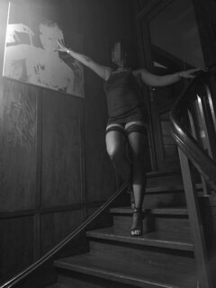 Tak sobie wędruje...a mój fotograf nie próżnuje 