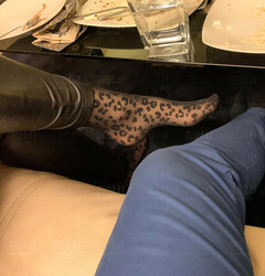 Cały wieczór tak kusiła...