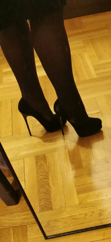 PicsArt_01-06-01.42.08.jpg - MadzikMadzik