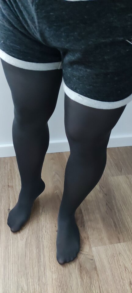 Taki teraz dresscode w home biurze :) - goniatv