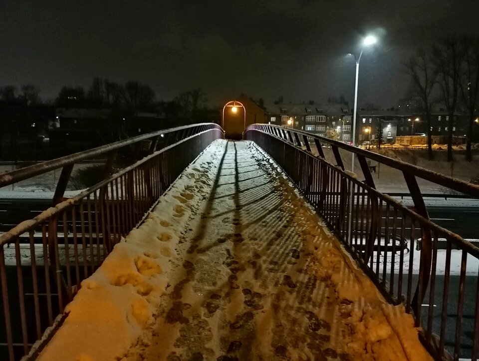 przeze mnie droga w miasto utrapienia - hrun