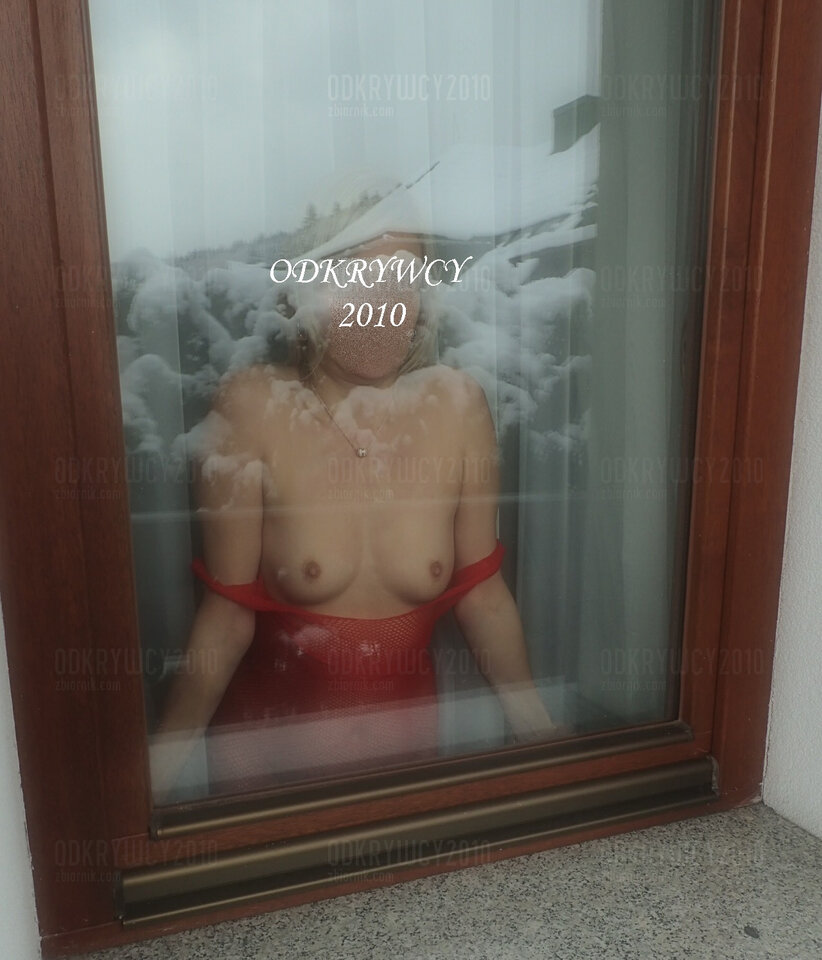 Panienka z okienka :) - Odkrywcy2010