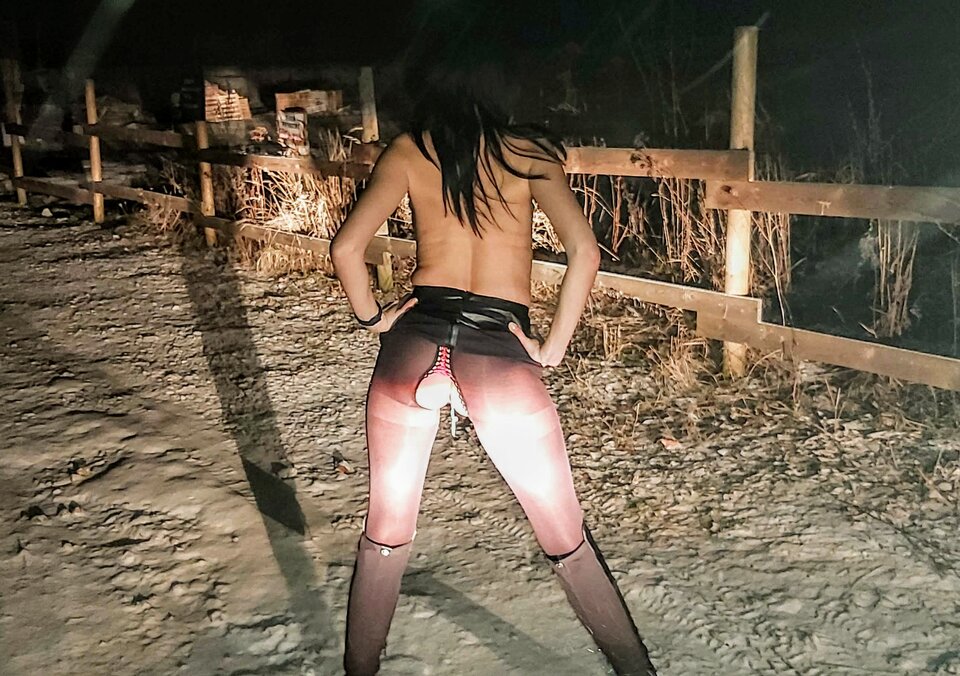 Knajpki pozamykane, pozostały spotkania w lesie 😉😋 - paskudki