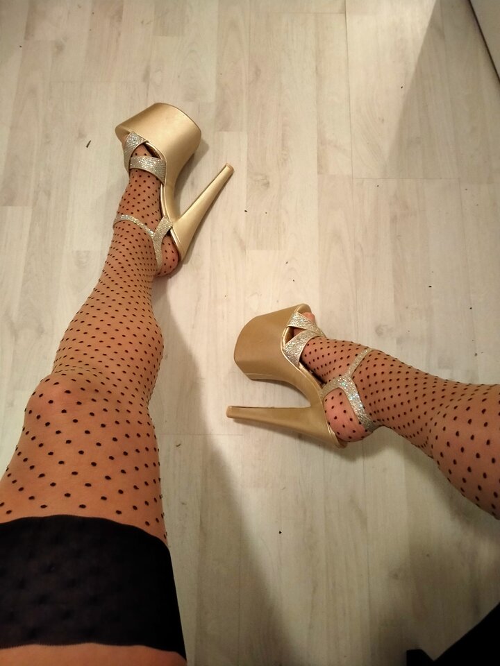 2021-02-10 18.14.18.jpg - MartinkaCross