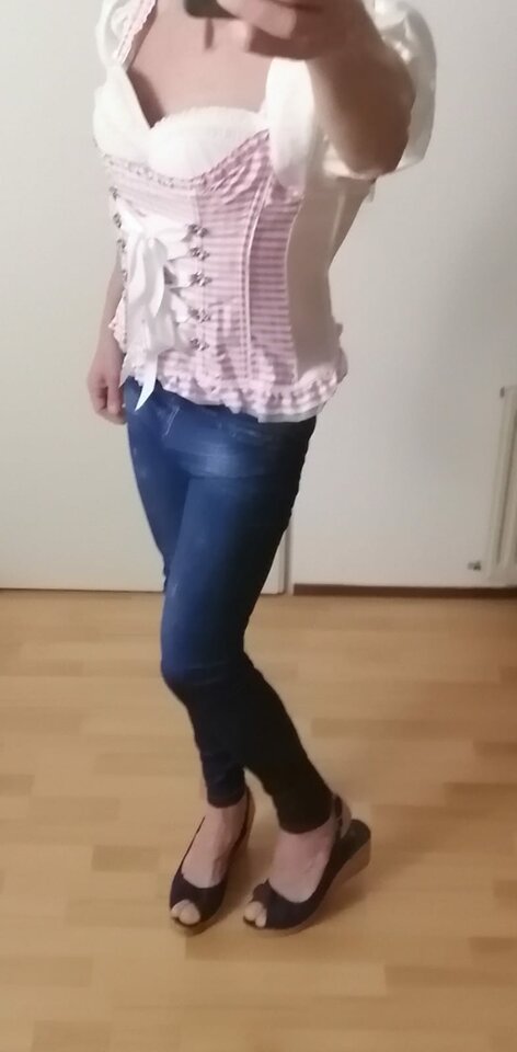 Dzień dobry... :) - ElisCross