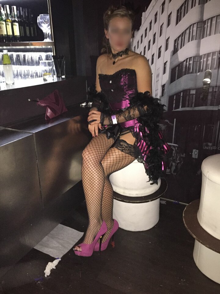 IMG_3892_censored.jpg - Senator21