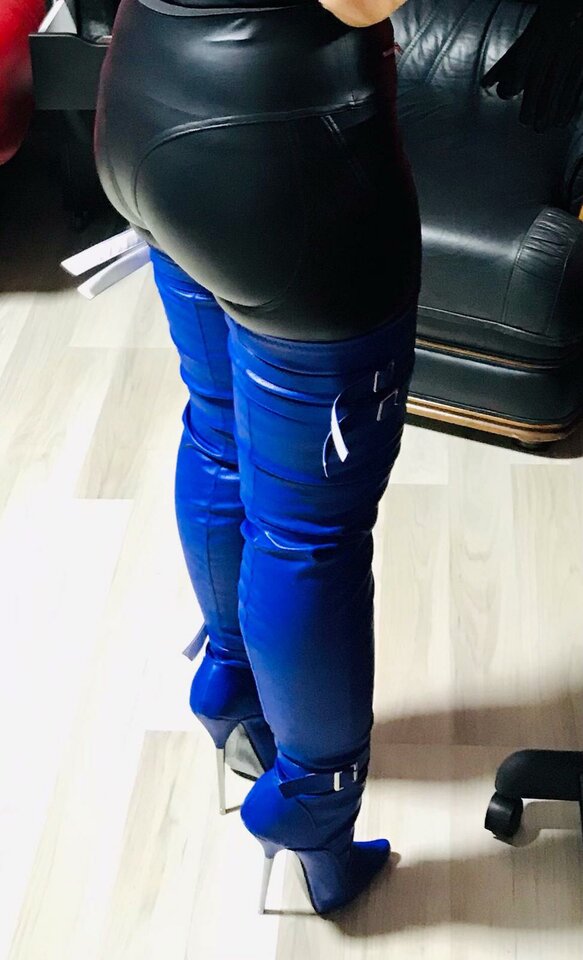 C313FE5C-8AC7-45B2-A46D-E9B5AB8F6EC5.jpeg - Hotwife12