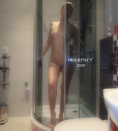 Podasz mi ręcznik ?