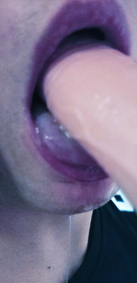 03.jpg - UleglyCumPiss