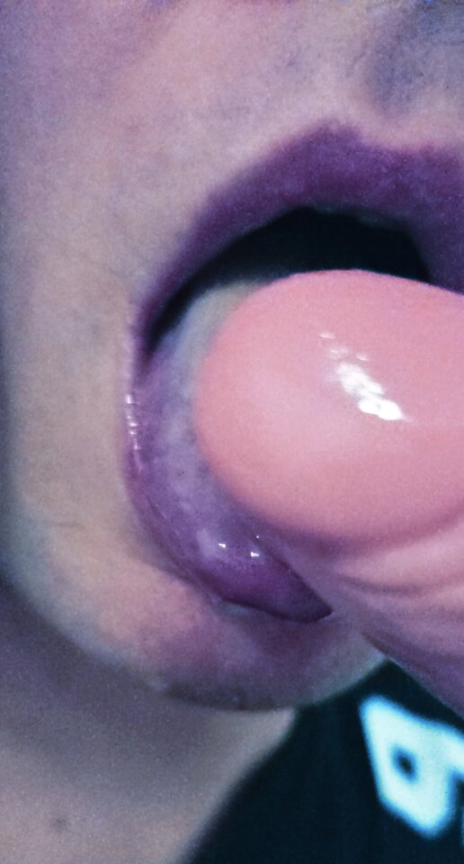 02.jpg - UleglyCumPiss