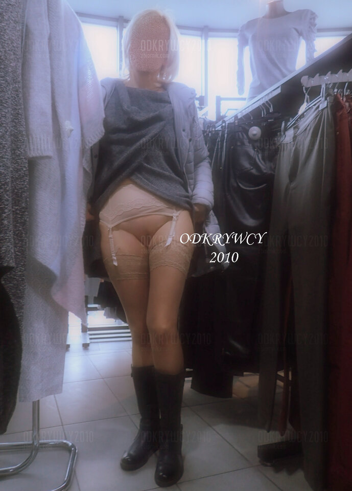 Wśród ciuszków :) - Odkrywcy2010