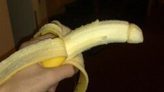 penis-z-banana-78834443.jpg