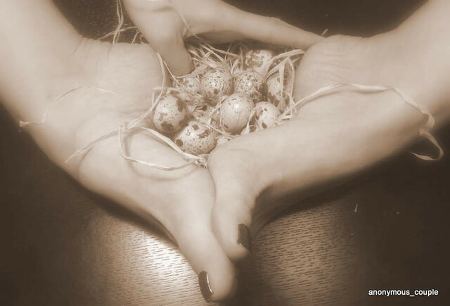 20100404771_.jpg - anonymous_couple