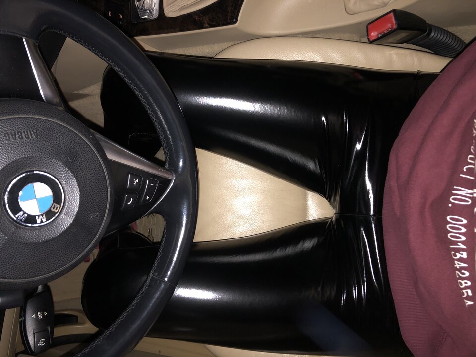 02FF1C91-20B1-4245-A978-4F61D8D94BD3.jpeg - piczkaHighHeel