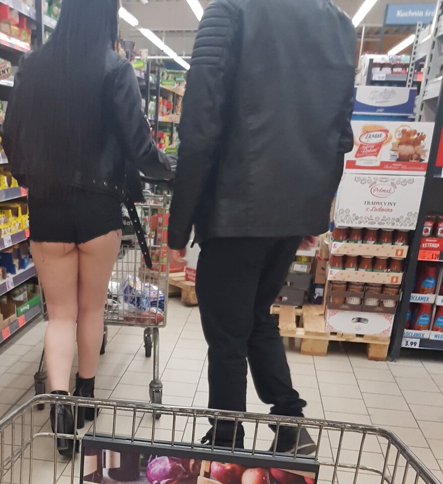 20210406_165815.jpg - iPantyhose