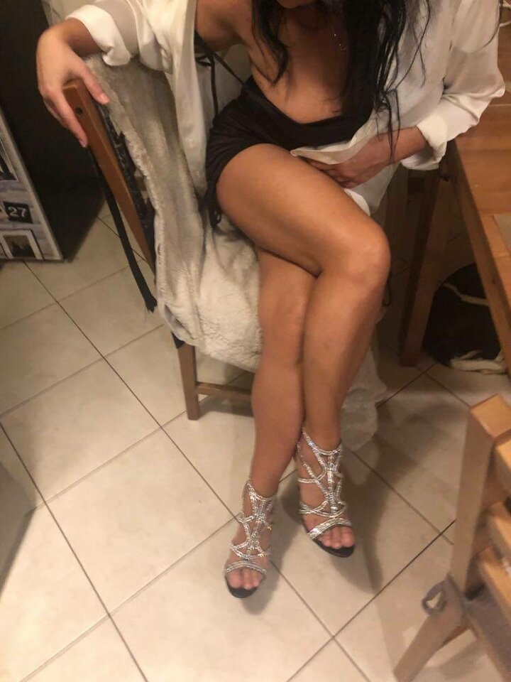 171707615_2175619225908700_8729932328147221757_n1d.jpg - Anello