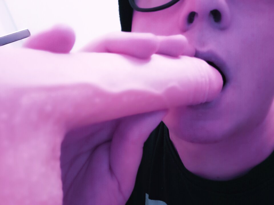 006.jpg - UleglyCumPiss