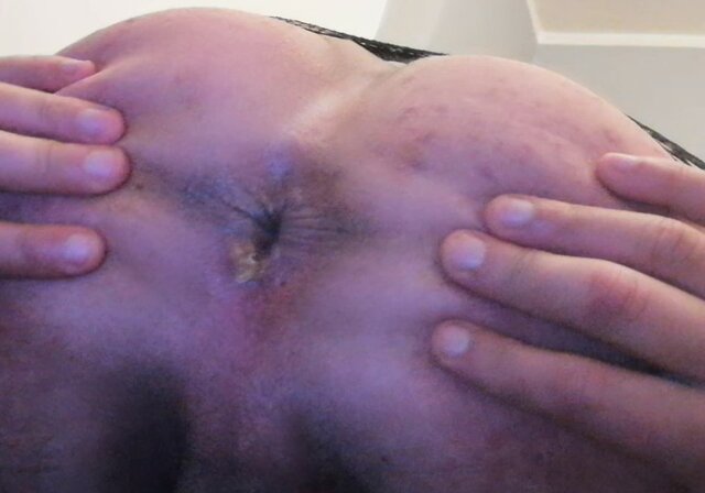 am0.jpg - straponfan77