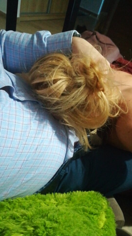 Nowa Asystentka od razu przeszła do negocjacji premii - XJAREX