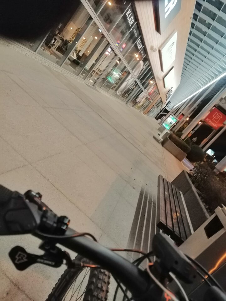 Nocne śmiganie bez celu 👅 - JeyJey87