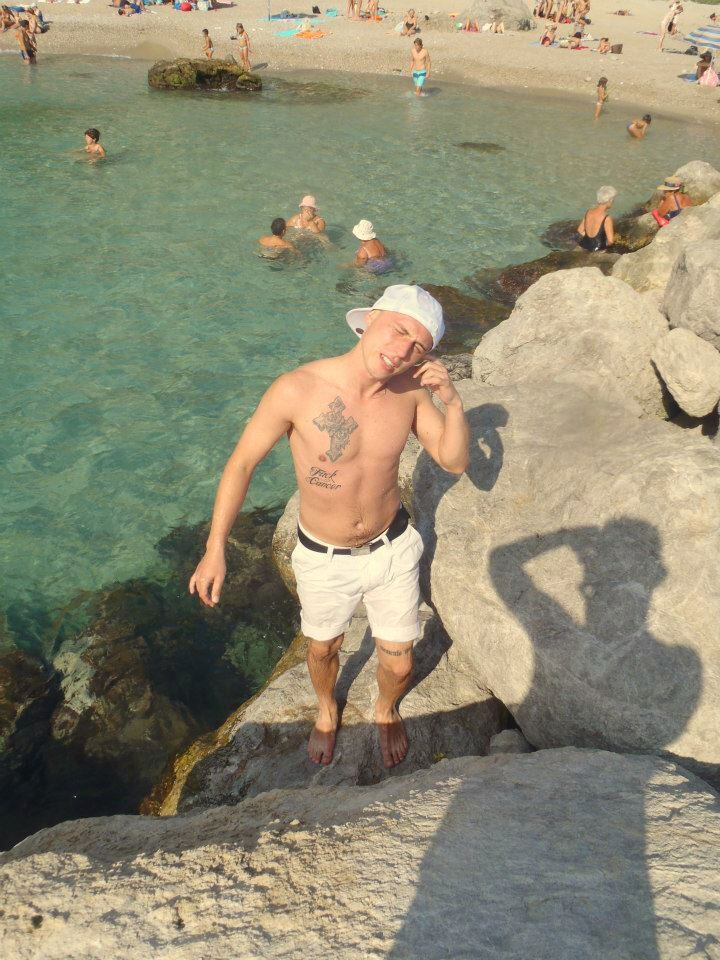 AAAb.jpg - JulianSorel22