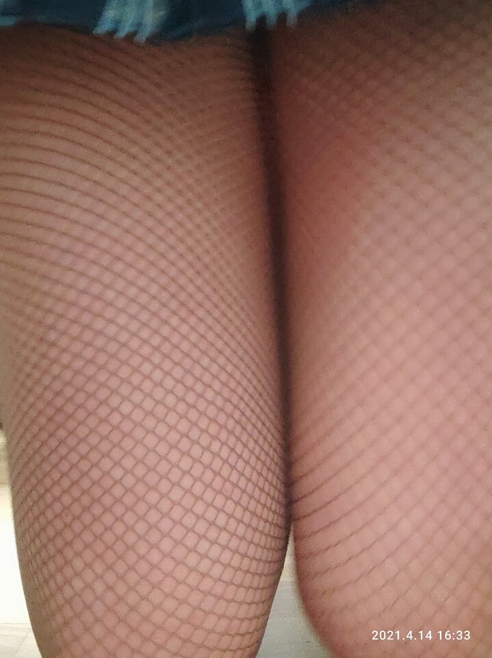 IMG_20210414_163237_TIMEBURST9.jpg - juliadada